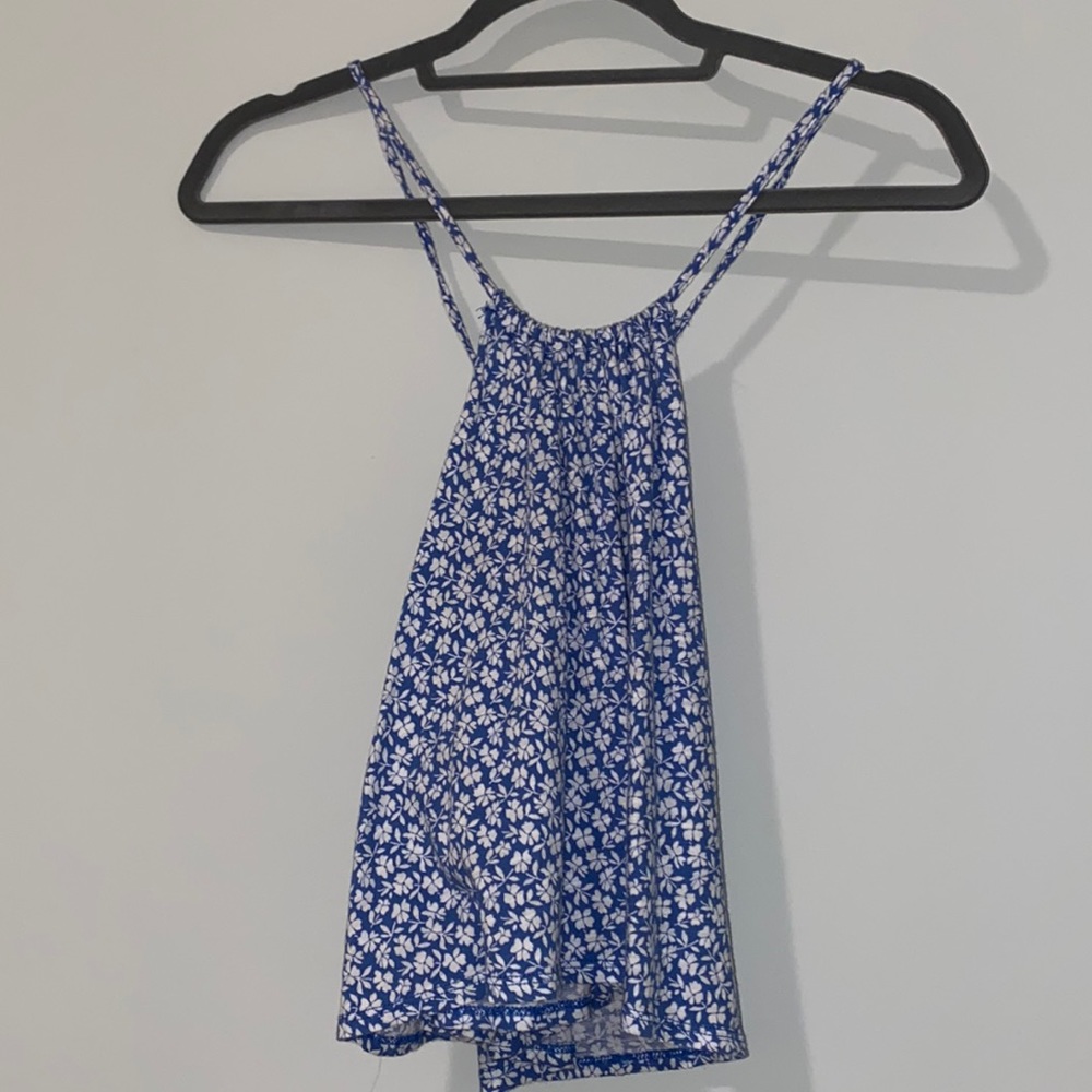 hollister halter crop top
